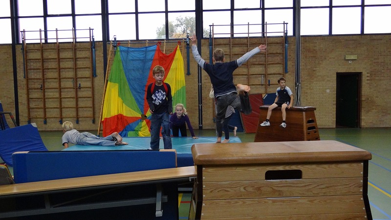 SportXtra: Naschools sporten in gymzalen Grootschermer en Stompetoren