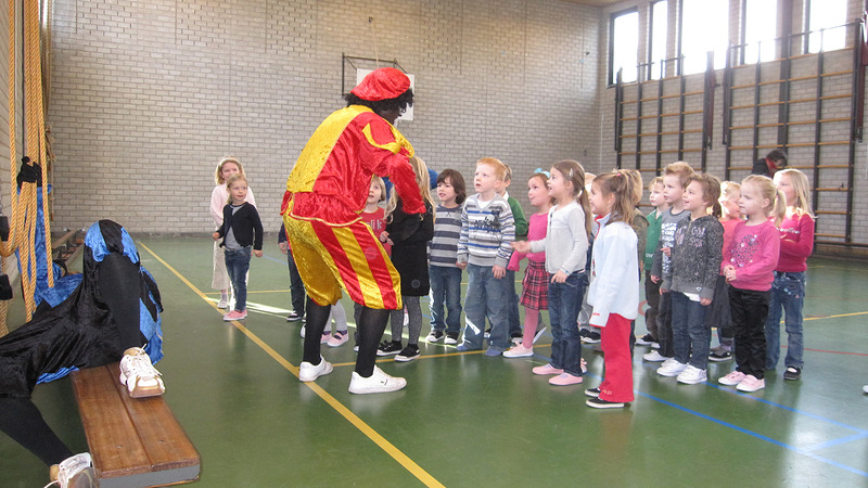 Gympieten van Alkmaar Sport brengen 2400 kinderen in beweging