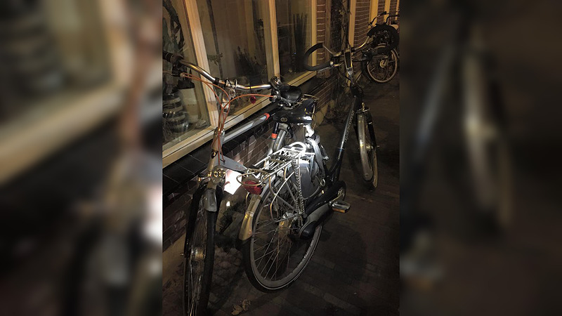 Een van twee gestolen fietsen dankzij 'Je bent Alkmaarder als...' terug bij eigenaresse