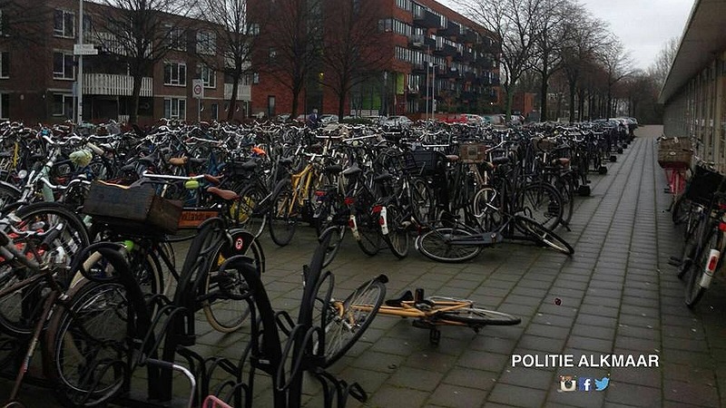 Politiestudenten vragen medewerking bij onderzoek fietsdiefstallen station Alkmaar Noord
