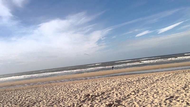 Zandsuppletie kust Egmond aan Zee vrijdag begonnen