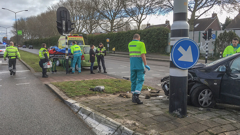 Ongeval op kruising Reuzenpandasingel / Westtangent in Heerhugowaard: baby voor controle naar ziekenhuis