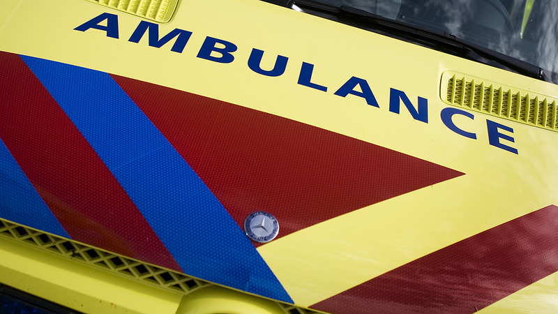Motorrijder uit Alkmaar (34) ernstig gewond bij aanrijding in Uitgeest