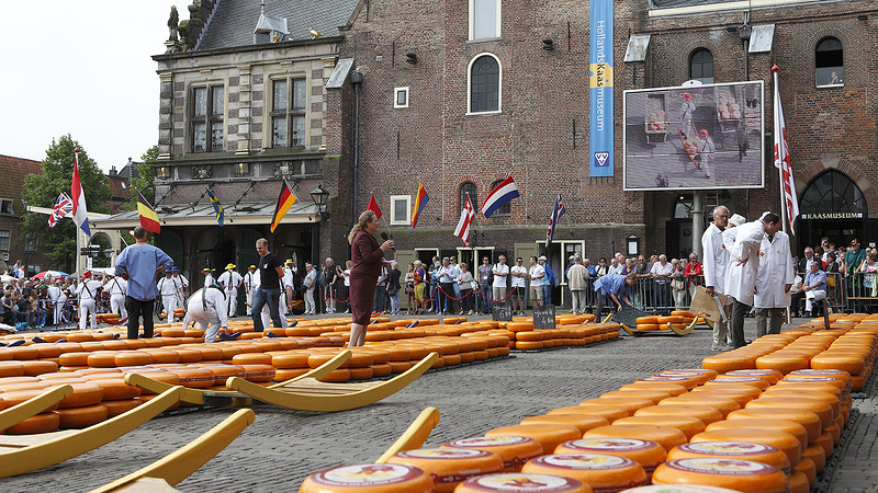 Winnaars Cornelis Drebbel Award luiden bel op kaasmarkt