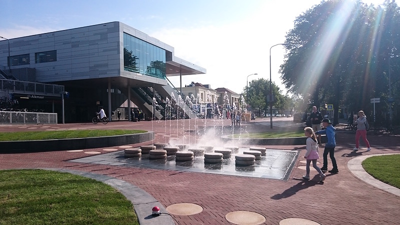 Waterelement stationsplein Alkmaar in gebruik genomen