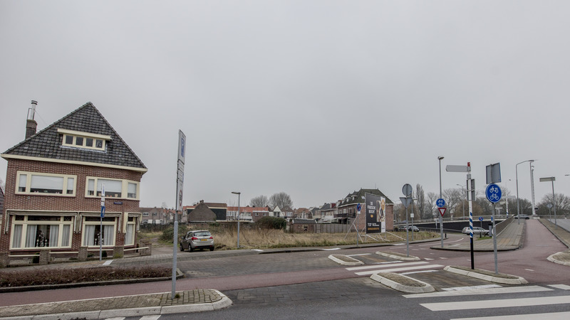 Na 20 jaar overleg wordt braakliggend terrein bij Friesebrug eindelijk bebouwd