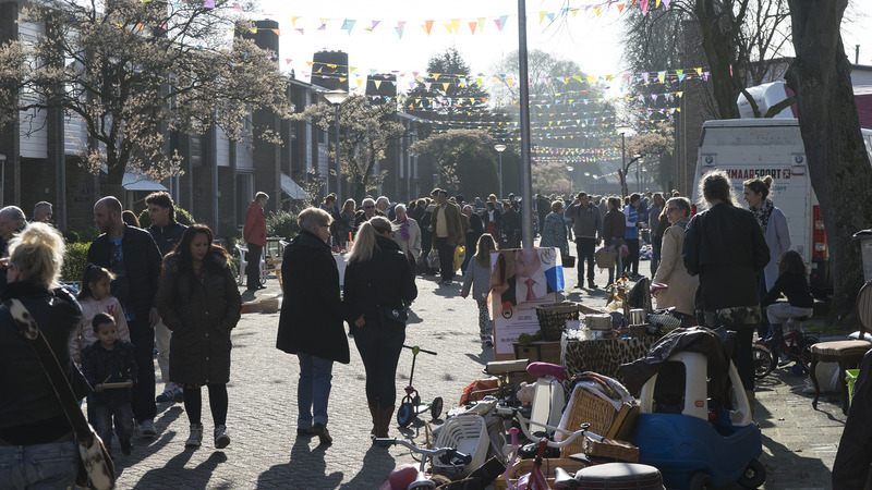 Eerste rommelmarkt van het seizoen gehouden onder heerlijk voorjaarszonnetje