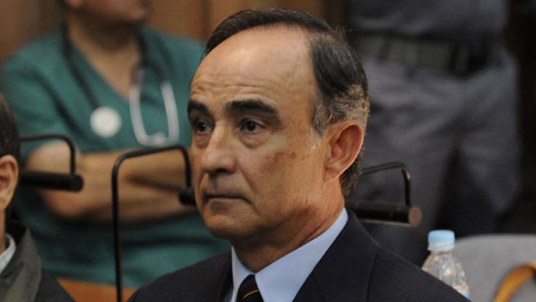 Julio Poch opgelucht na vrijspraak in megaproces rond Argentijnse ‘dodenvluchten’