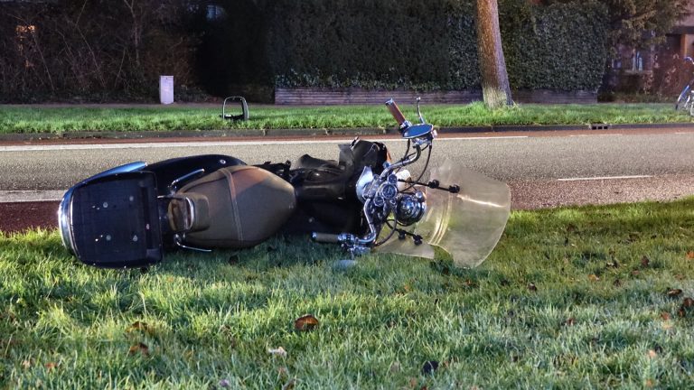 Scooterrijder gewond na ongeval op Beethovensingel in Alkmaar