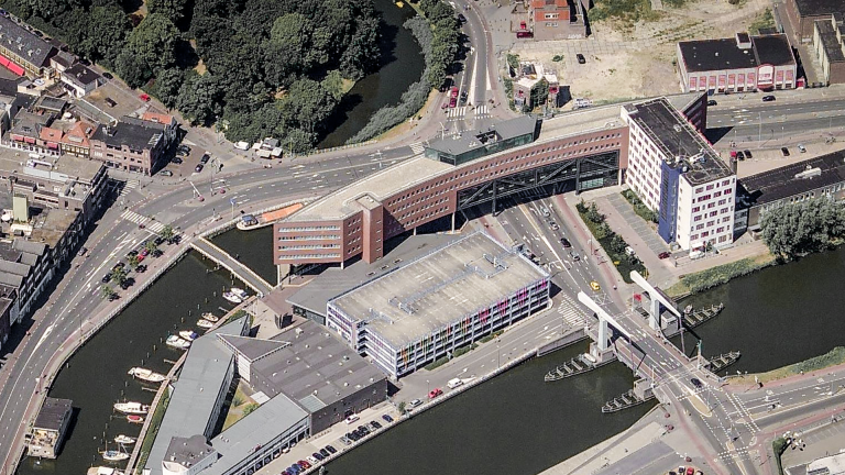 Plaatsen lift parkeergarage Kanaalschiereiland in Alkmaar kost meer dan half miljoen