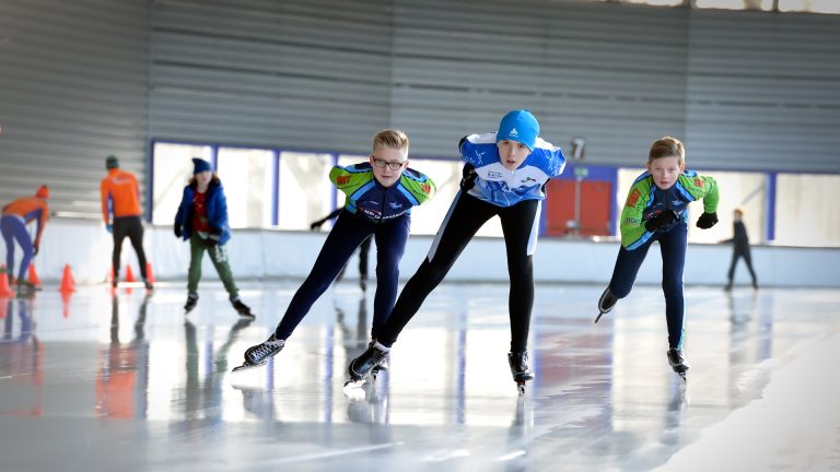 IJsclubs en Alkmaar Sport organiseren schaatscollege voor de jeugd ?
