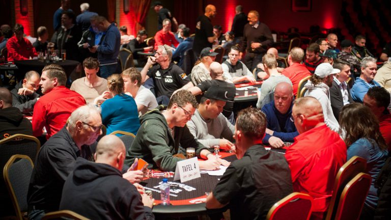 Pokertoernooi van het Nederlands Team Kampioenschap Poker in Langedijk ?