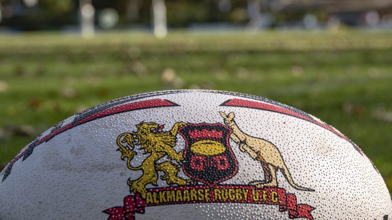 Wedstrijd Alkmaarse Rugby Club afgelast vanwege bevroren veld
