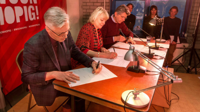 Provincie, regio Alkmaar en Woningmakers gaan samenwerken