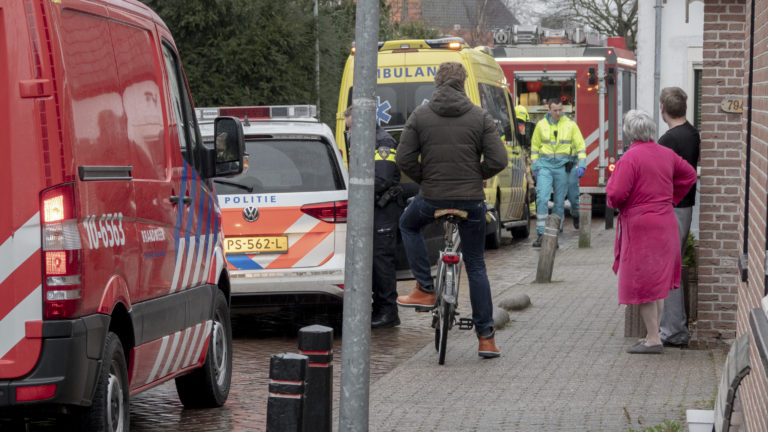 Brandje tijdens klussen zorgt voor commotie in Dorpsstraat Oudkarspel