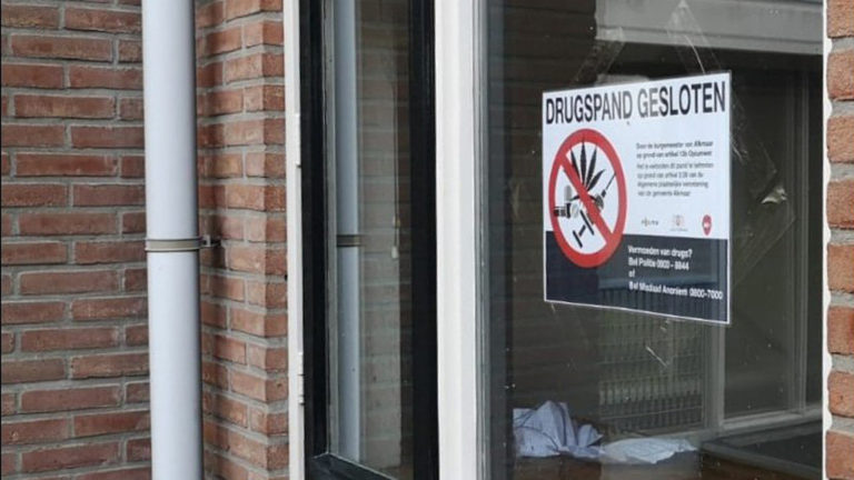 Alkmaarse burgemeester beveelt sluiting drugspand Schoenmakerstraat