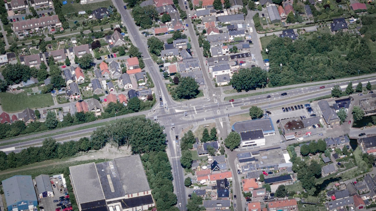 Provincie start met ‘Langzaam rijden gaat sneller’-rotonde bij Noord-Scharwoude (N504)