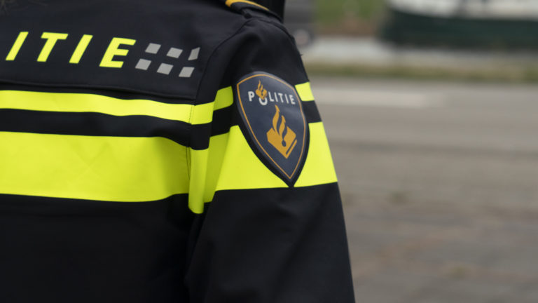 Politie Alkmaar houdt vrouw aan na straatroof op vrouw in scootmobiel