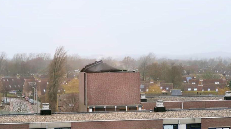Ciara veroorzaakt schade aan meerdere panden en bomen in Alkmaar