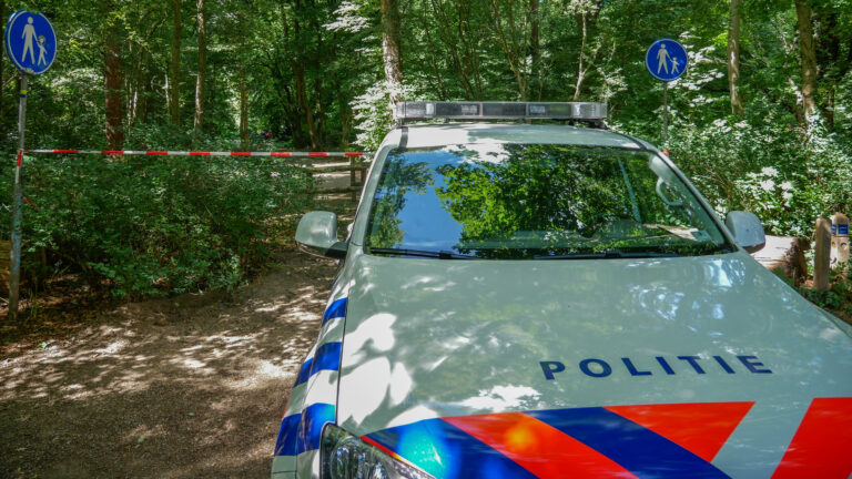 Wandelaars vinden lichaam in Park Westerhout