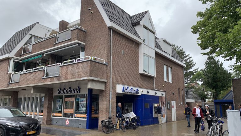 Rabobank Alkmaar sluit filiaal op Gedempte Nieuwesloot en in Bergen