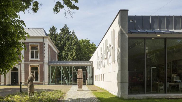 Kunstveiling Rabobank levert ruim 10.000 euro op voor Museum Kranenburgh