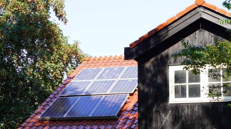 Concurrerende inkoopacties zonnepanelen trekken aan huiseigenaren in gemeente Bergen