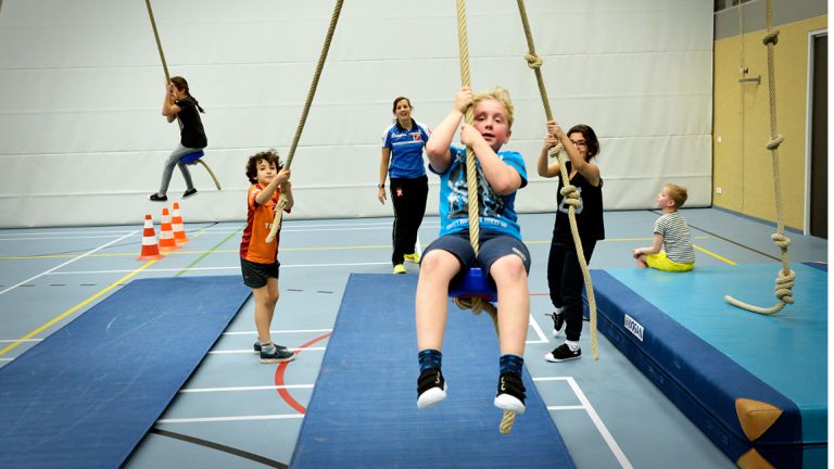 Gemeente Alkmaar houdt enquête over sport en bewegen onder kinderen van 8 tot 12 jaar