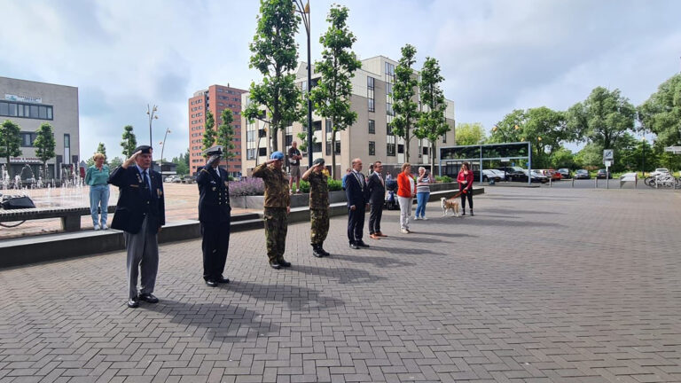 Gemeente Heerhugowaard eert veteranen tijdens Veteranendag