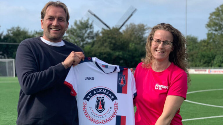 VV Alkmaar wordt eerste Eredivisieclub met dames G-voetbalteam