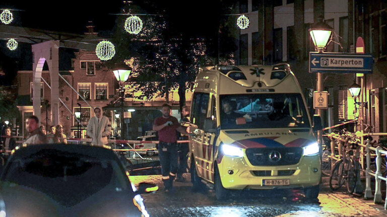 Beverwijker (20) neergestoken bij vechtpartij in Alkmaarse binnenstad