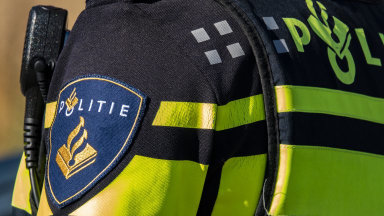 Zwaar vuurwerk in brievenbus van huis aan Urkstraat in Alkmaar: “Brievenbus op dak overbuurvrouw”