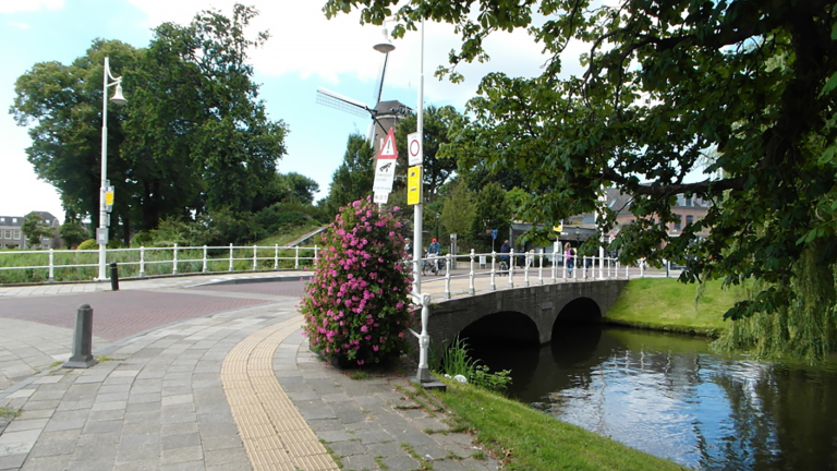 Zware vrachtwagens straks niet meer over historische bruggen aan zuidzijde van binnenstad Alkmaar