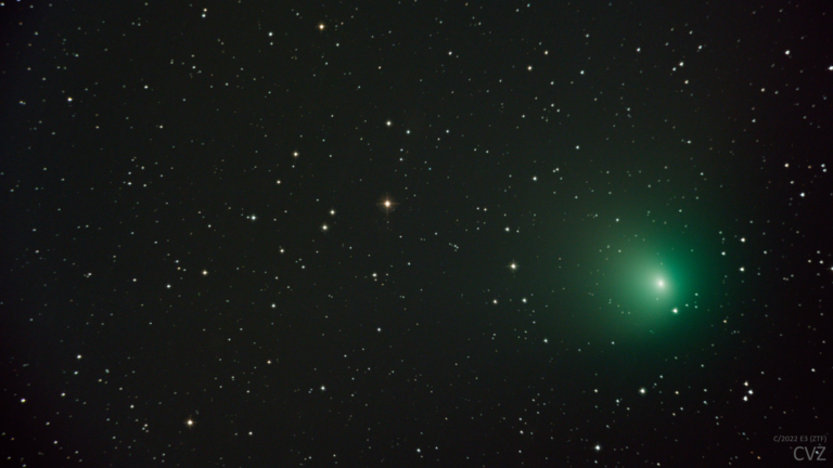 Zeldzame groene komeet scheert langs de aarde: “Dit is echt een fenomeen”