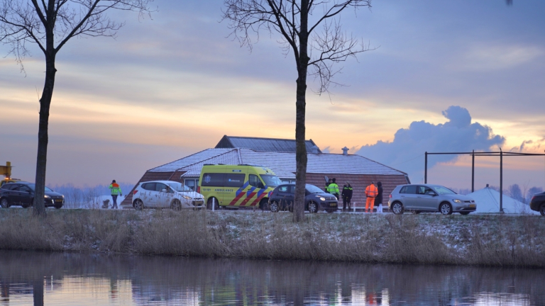 Ongeval op Westdijk (N244) leidt tot veel schade en flinke file in beide richtingen