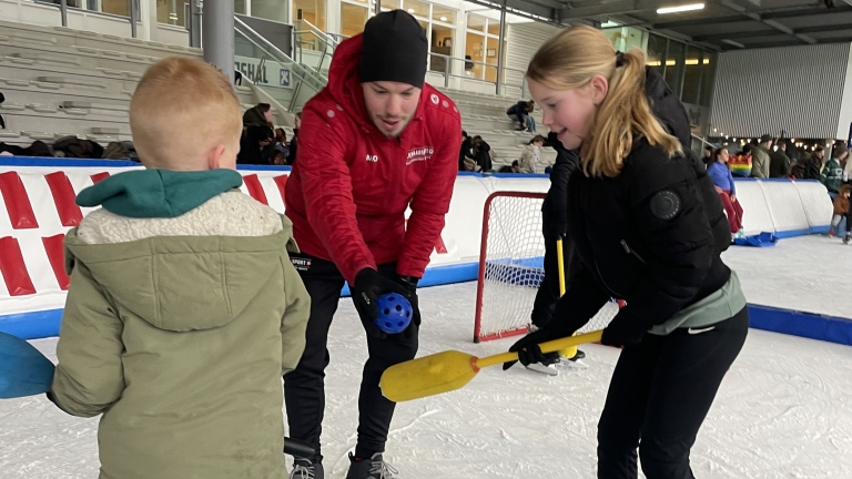 Ga op wintersport in eigen land op schaatsbaan De Meent in Alkmaar 🗓