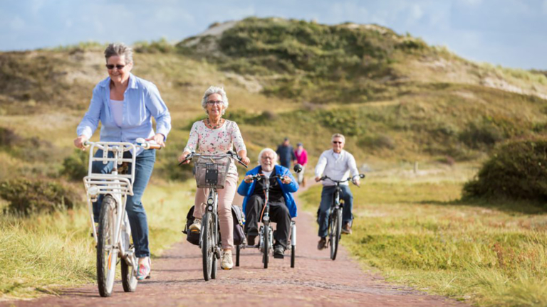 Gemeente Alkmaar richt Seniorenpanel op: ‘Niet over senioren, maar mét senioren’