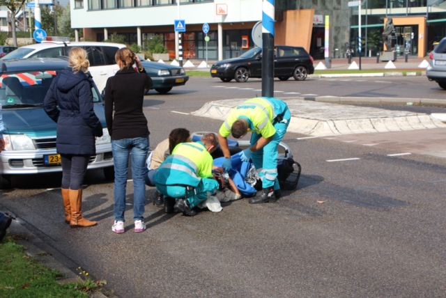 Scooterrijder gewond bij aanrijding in Heerhugowaard (FOTO)