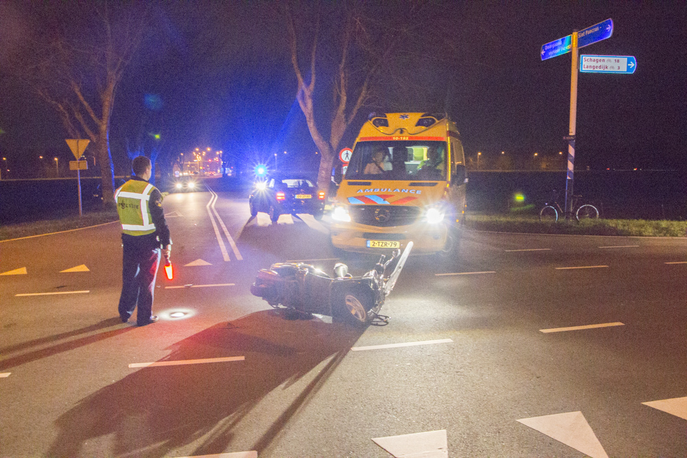 20141120 Sint Pancras ongeval scooter auto 2 van 5