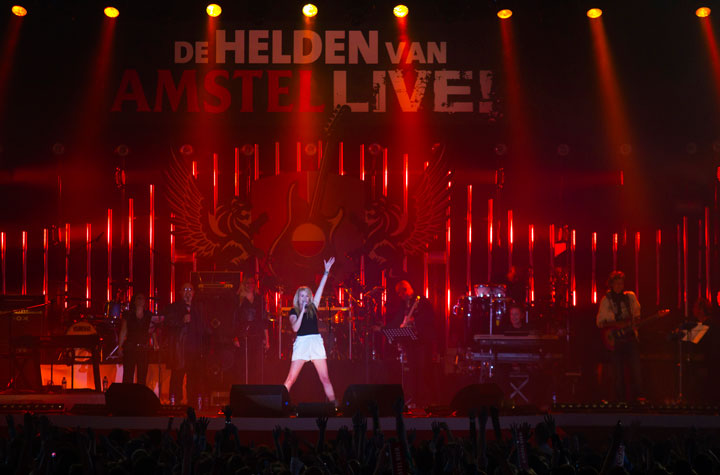 VanVelzen vanuit Antwerpen ingevlogen voor 'Helden van Amstel Live!' (FOTO)