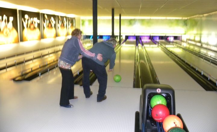 Nieuw: structureel bowlen voor mensen met een beperking in Alkmaar (FOTO)