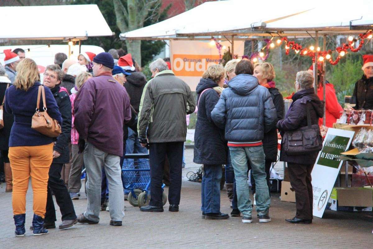 Ook kerstmarkt in Oudorp (FOTO's)