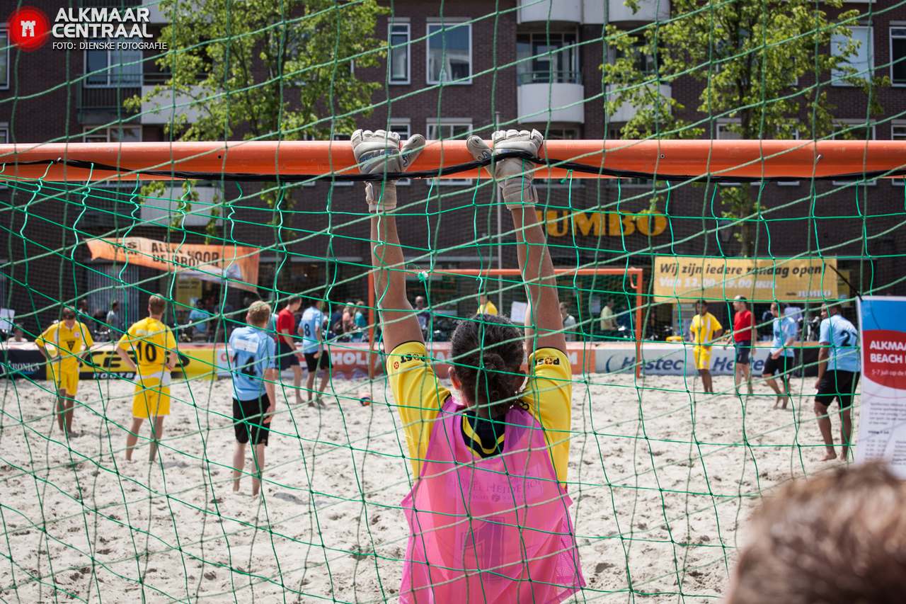 Voorronde NK Beach Soccer strijkt neer in Alkmaar (FOTO's)